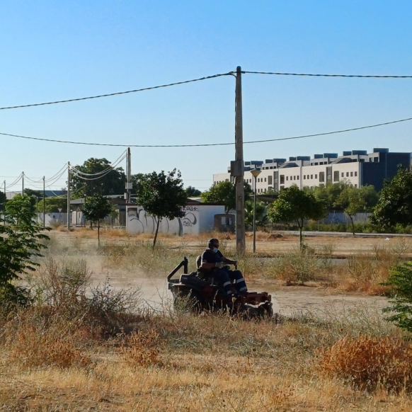 b0e230fa-a912-437c-bc88-4538046bb2d2