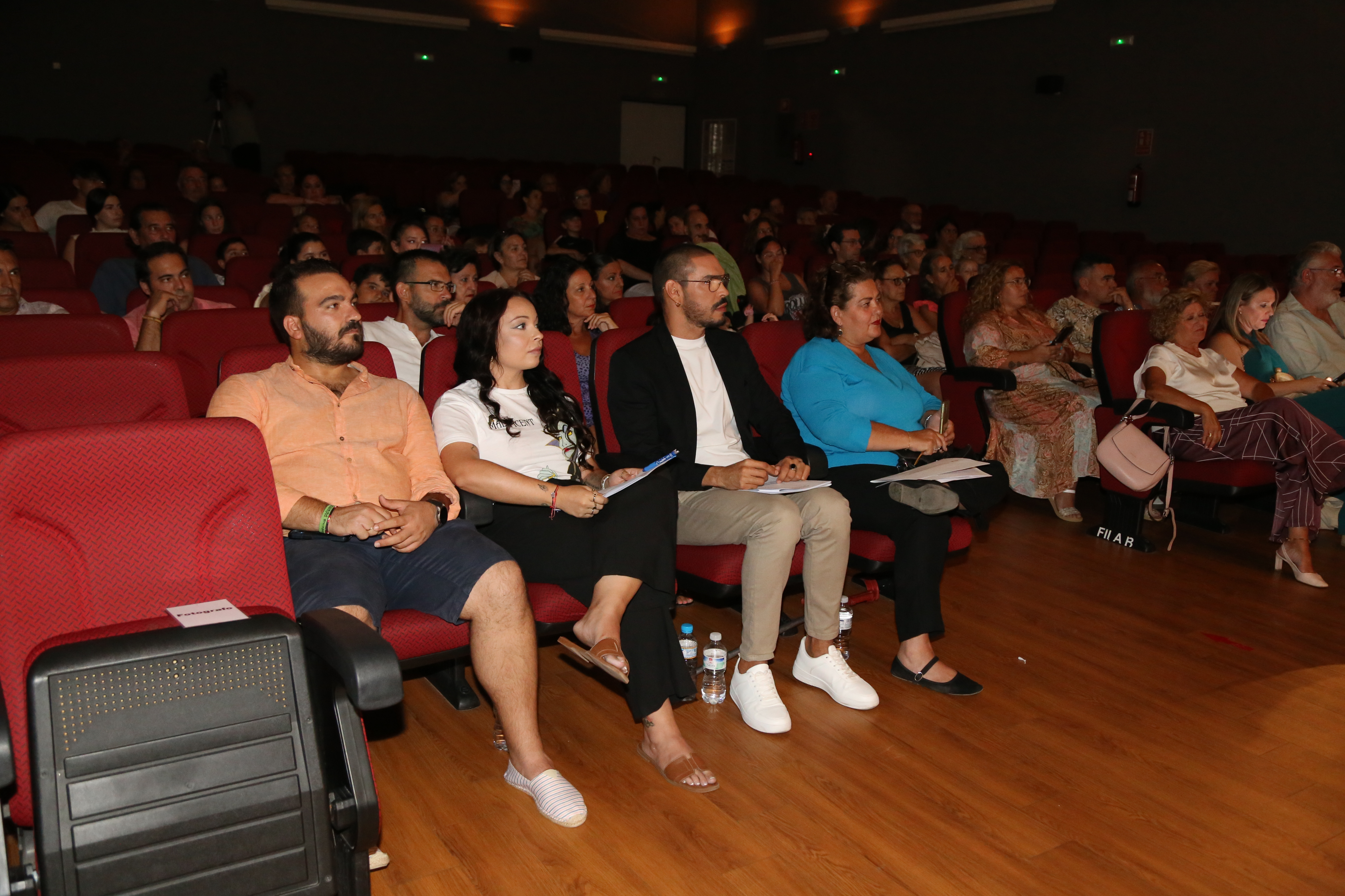 jurado y equipo de gobierno